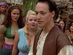 extant_XenaWarriorPrincess_2x16-ForHimtheBellTolls_02987