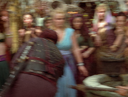 extant_XenaWarriorPrincess_2x16-ForHimtheBellTolls_03011