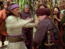 extant_XenaWarriorPrincess_2x16-ForHimtheBellTolls_03013