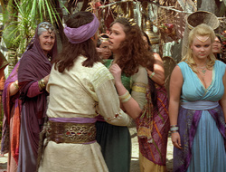 extant_XenaWarriorPrincess_2x16-ForHimtheBellTolls_03016