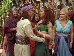 extant_XenaWarriorPrincess_2x16-ForHimtheBellTolls_03018