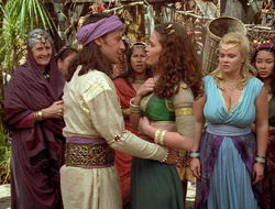 extant_XenaWarriorPrincess_2x16-ForHimtheBellTolls_03019