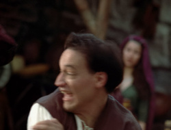 extant_XenaWarriorPrincess_2x16-ForHimtheBellTolls_03172