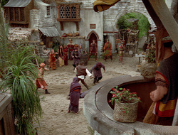 extant_XenaWarriorPrincess_2x16-ForHimtheBellTolls_03175