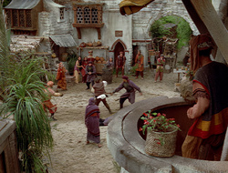 extant_XenaWarriorPrincess_2x16-ForHimtheBellTolls_03177
