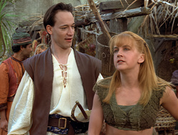 extant_XenaWarriorPrincess_2x16-ForHimtheBellTolls_03186
