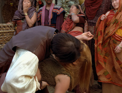 extant_XenaWarriorPrincess_2x16-ForHimtheBellTolls_03193
