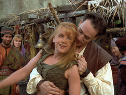 extant_XenaWarriorPrincess_2x16-ForHimtheBellTolls_03197