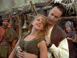 extant_XenaWarriorPrincess_2x16-ForHimtheBellTolls_03198