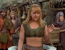 extant_XenaWarriorPrincess_2x16-ForHimtheBellTolls_03206