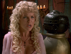extant_XenaWarriorPrincess_2x16-ForHimtheBellTolls_03231