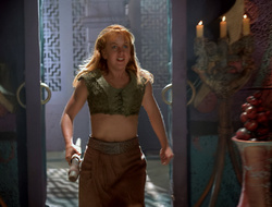 extant_XenaWarriorPrincess_2x16-ForHimtheBellTolls_03247