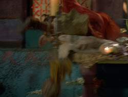 extant_XenaWarriorPrincess_2x16-ForHimtheBellTolls_03257