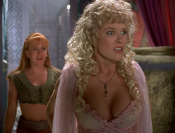 extant_XenaWarriorPrincess_2x16-ForHimtheBellTolls_03264