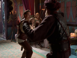 extant_XenaWarriorPrincess_2x16-ForHimtheBellTolls_03286