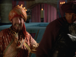 extant_XenaWarriorPrincess_2x16-ForHimtheBellTolls_03289