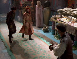 extant_XenaWarriorPrincess_2x16-ForHimtheBellTolls_03307