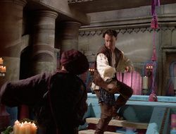 extant_XenaWarriorPrincess_2x16-ForHimtheBellTolls_03311