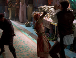 extant_XenaWarriorPrincess_2x16-ForHimtheBellTolls_03313