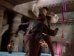extant_XenaWarriorPrincess_2x16-ForHimtheBellTolls_03317