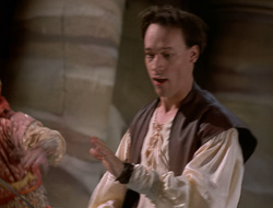 extant_XenaWarriorPrincess_2x16-ForHimtheBellTolls_03332