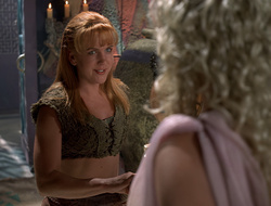 extant_XenaWarriorPrincess_2x16-ForHimtheBellTolls_03383