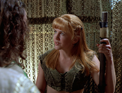 extant_XenaWarriorPrincess_2x16-ForHimtheBellTolls_03460