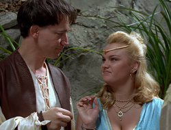 extant_XenaWarriorPrincess_2x16-ForHimtheBellTolls_03491