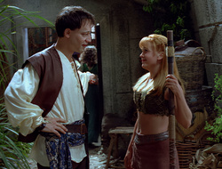 extant_XenaWarriorPrincess_2x16-ForHimtheBellTolls_03503