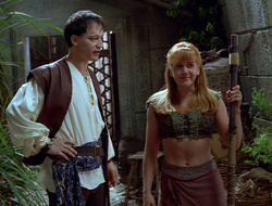 extant_XenaWarriorPrincess_2x16-ForHimtheBellTolls_03508