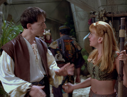 extant_XenaWarriorPrincess_2x16-ForHimtheBellTolls_03534