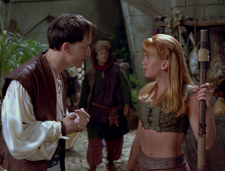 extant_XenaWarriorPrincess_2x16-ForHimtheBellTolls_03539