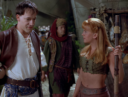 extant_XenaWarriorPrincess_2x16-ForHimtheBellTolls_03541