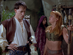extant_XenaWarriorPrincess_2x16-ForHimtheBellTolls_03544