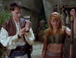 extant_XenaWarriorPrincess_2x16-ForHimtheBellTolls_03551