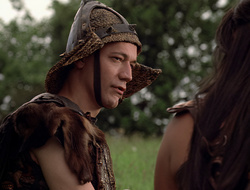 extant_XenaWarriorPrincess_2x16-ForHimtheBellTolls_03585