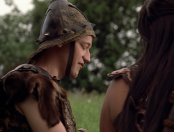 extant_XenaWarriorPrincess_2x16-ForHimtheBellTolls_03593