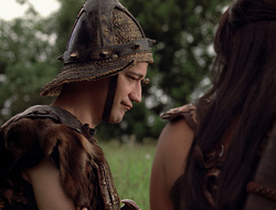 extant_XenaWarriorPrincess_2x16-ForHimtheBellTolls_03643