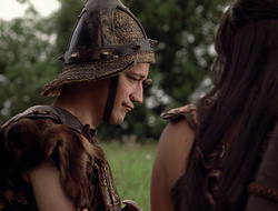 extant_XenaWarriorPrincess_2x16-ForHimtheBellTolls_03645