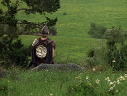 extant_XenaWarriorPrincess_2x16-ForHimtheBellTolls_03665