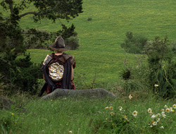 extant_XenaWarriorPrincess_2x16-ForHimtheBellTolls_03669