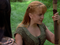 extant_XenaWarriorPrincess_2x16-ForHimtheBellTolls_03681