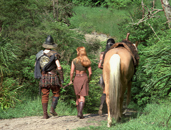 extant_XenaWarriorPrincess_2x16-ForHimtheBellTolls_03700