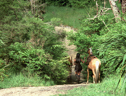 extant_XenaWarriorPrincess_2x16-ForHimtheBellTolls_03715