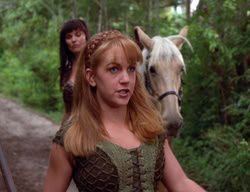 extant_XenaWarriorPrincess_3x01-TheFuries_00350