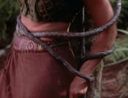 extant_XenaWarriorPrincess_3x01-TheFuries_01457