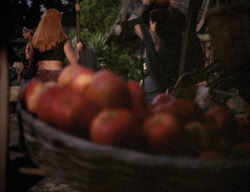 extant_XenaWarriorPrincess_3x01-TheFuries_01600