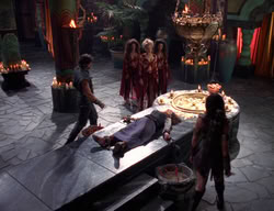 extant_XenaWarriorPrincess_3x01-TheFuries_02706