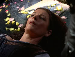 extant_XenaWarriorPrincess_3x01-TheFuries_02828