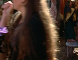 extant_XenaWarriorPrincess_3x02-BeenThereDoneThat_01357